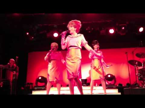 The Fabulous Singlettes Live in the Tipi in Berlin March 2012