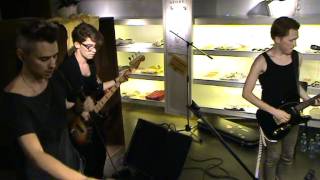 Tesla Boy (feat. Poco Cox) - Synchronizing - Live @ Tsvetnoy (29.07.2011) [6/10]