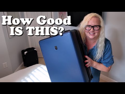 LEVEL8 CARRY ON LUGGAGE Review | Airline Approved Suitcases | Doug & Niki