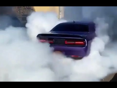305/35 ZR 20 Michelin Pilot Sport 4S Tires on a 2018 Hellcat Challenger