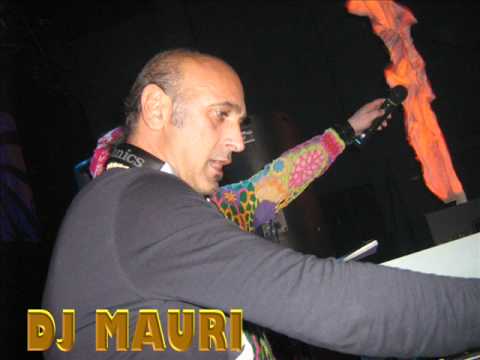 DJ MAURI KARAJA'.wmv