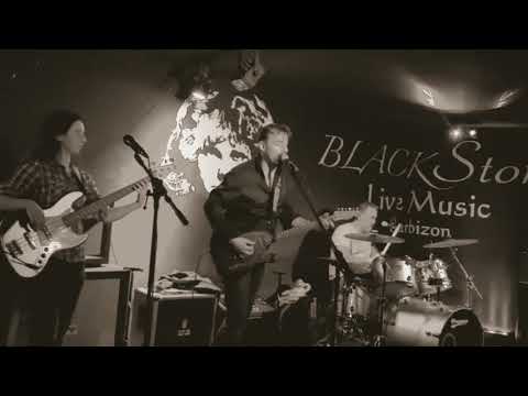 TELEPHONE TRIBUTE Extraits.... vue du public