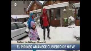 preview picture of video 'El Pirineo aparece cubierto de nieve'