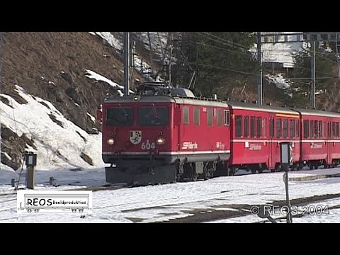 2004-02 [SDw] Around the "old" Bahnhof Filisur, classic RhB, with lovely long Bernina Express & more