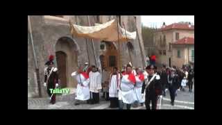 preview picture of video 'Tagliacozzo - Festa del Volto Santo - La Benedizione'