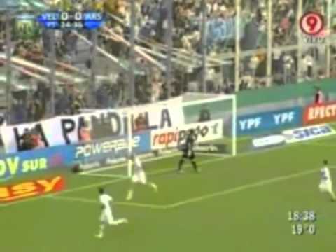 Gol de Silva vs Arsenal