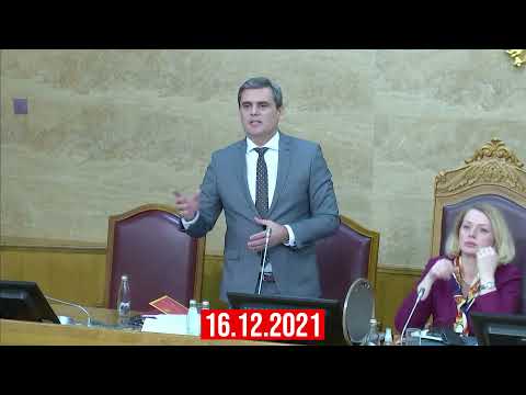 POGLEDAJTE KAKO JE IBRAHIMOVIĆ SLAGAO PRED CIJELOM CRNOM GOROM