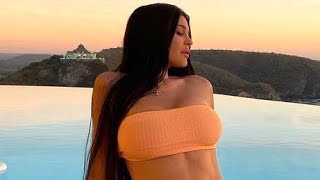 Kylie Jenner  Vacation in Mexico 🏖