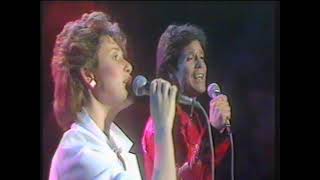 Sheila Walsh &amp; Cliff Richard I will follow you