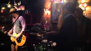 Billy Gibbons playing with Austin Hanks