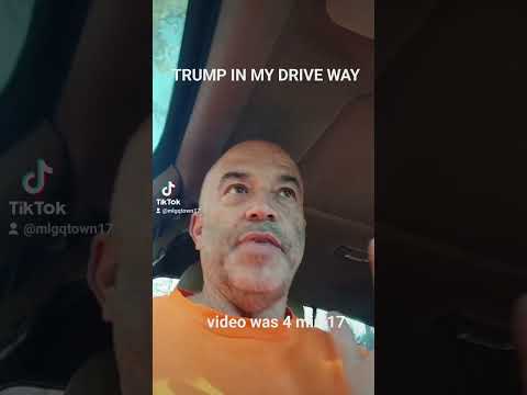 Trump n drive way