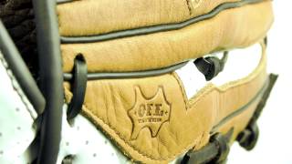 Video thumbnail: Easton Natural Elite Fastpitch Series: NE13FP