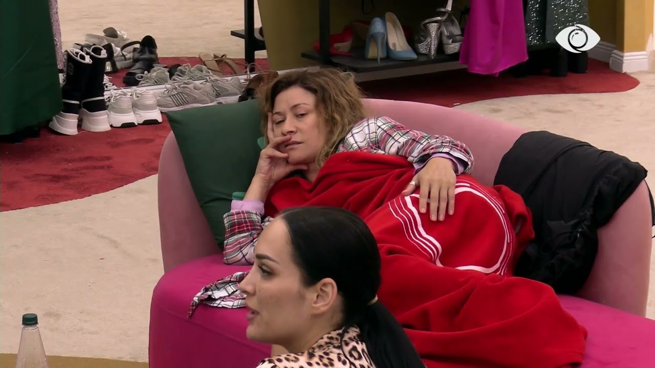 S'dua të të shoh me sy/ Debat mes Eglës dhe Julit: Je skuth