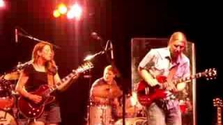 Derek Trucks and Susan Tedeschi -  Keys to the Highway