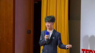How Do Numbers Deceive Us? | Kingsley He | TEDxWahaha Schools Youth