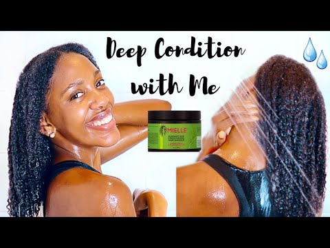 DEEP CONDITION WITH ME IN 2020!! Mielle Rosemary &...