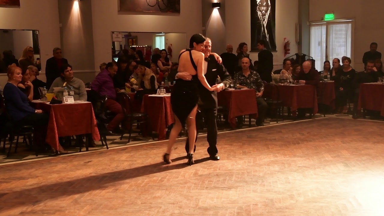 El Gallego Manolo y Natacha Poberaj en El Parakultural -1