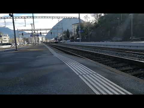 Einfahrt S10 (TILO) nach Bellinzona