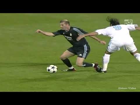 Focus on Close-Up of Zidane at Stade Velodrome (2003-04 UCL)