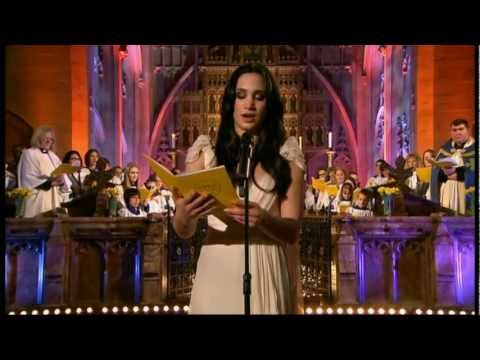 Laura Wright - Now The Green Blade Rises