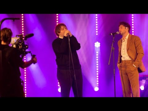 Bruises - Niall Horan and Lewis Capaldi ( Live at The Horan & Rose Charity Event)