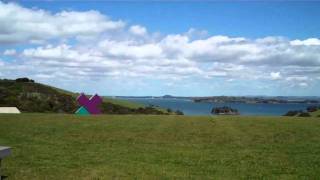 preview picture of video 'Waiheke, NZ, Hike to Wineries and Oneroa, Ferry to Auckland'