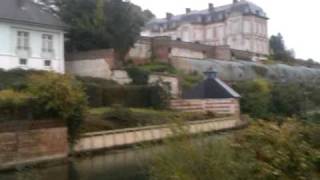 preview picture of video 'Marcher dans Le Château de Long'