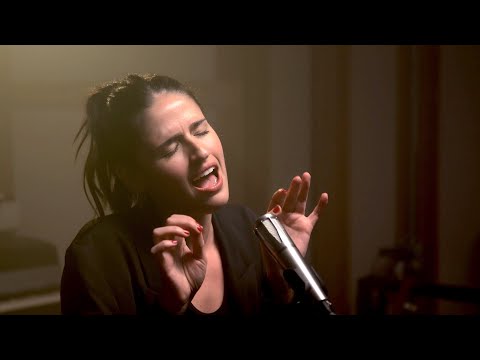 love on the brain | rihanna | acoustic cover ft. rozzi | stories