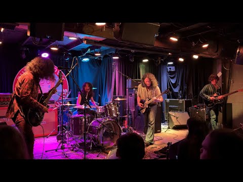 Minami Deutsch - Live at Rubber Gloves, Denton, TX 10/10/2025 [clip]