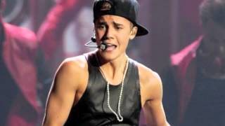 Actin&#39; up - Asher Roth feat. Justin Bieber, Chris Brown, Rye Rye