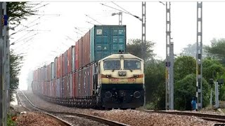 preview picture of video 'BCNHL GOODS TRAIN BY WDG4 LOCO  Fright of indian railway'