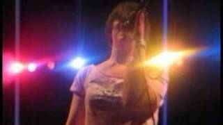 Tsunami Bomb - El Diablo (live)