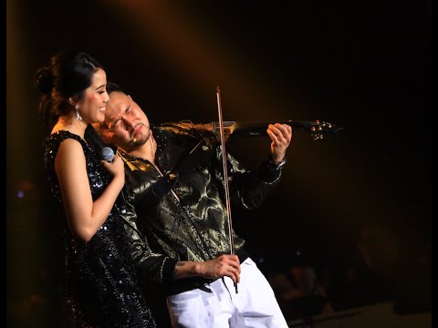 MAHKOTA (LIVE) by DENNIS LAU  刘凯彦 & DEWI SERIESTHA (Finale) @ #DLTheChosen Concert