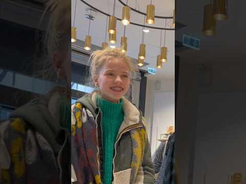 I met a 14 years old singer 🥹❤️