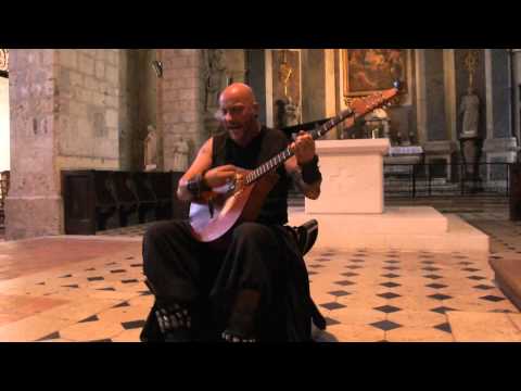 Middle Ages ! Luc Arbogast Amazing Countertenor medieval singer ! Ancient Music Video
