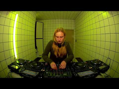 Yana Ponura | HÖR - Sep 30 / 2023