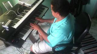 Cross My Heart (michael W Smith) VS On Korg TR Piano Acustico (TRITON)