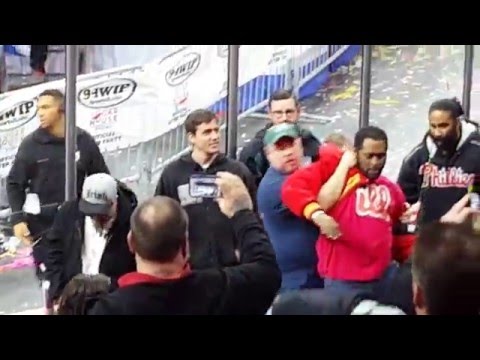 Wingbowl 24 Fight in the Crowd