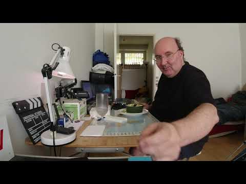 MongoTV_5416 - Mongo Madskole - DANISH MUKBANG - Del 4 - Hønsebouillonsuppe Med KØDBOLLER