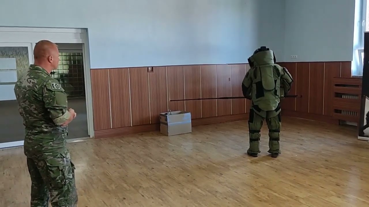 Slávnostné otvorenie prvej triedy s vojenským duálnym vzdelávaním a prestrihnutie pásky