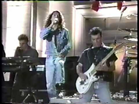 INXS - 02 - Mystify - Hard Rock Live 1988