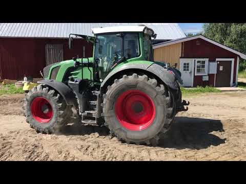 Köp traktor Fendt 822 Vario på Klaravik