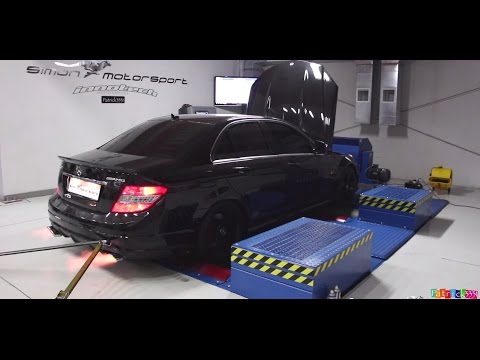Mercedes C63 AMG throwing flames on the Dyno. Tuned to 580HP by Simon Motorsport Dubai