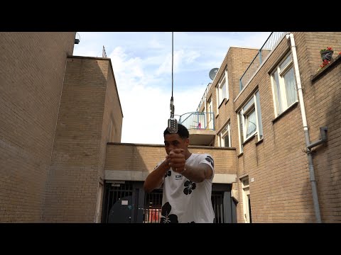 Broertjee - VOTS Freestyle | Voice of the Street