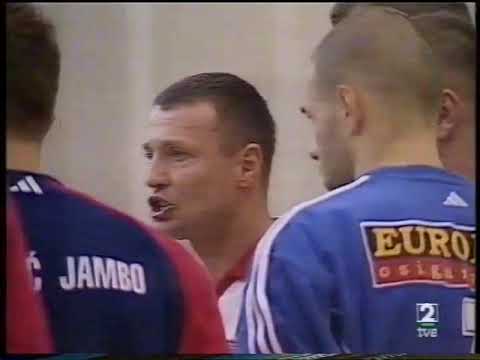 1Supercopa de Europa semifinal Portland 27 Metkovic 18 temporada 2000-01