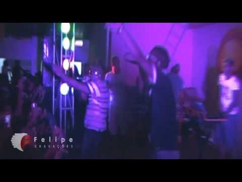 Skilo e Derk - Vai caminhando reto - Ao vivo