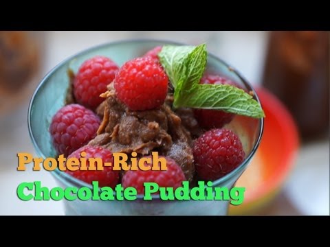 Protein Rich Chocolate Pudding: Raw Vegan Superfood Recipe