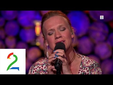 Anneli Drecker synger Alt Eg Såg av Sigvart Dagsland i Hver gang vi møtes.