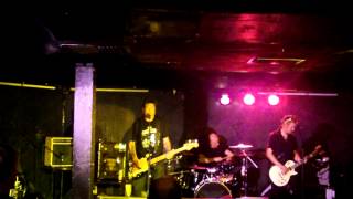 The  Lurkers - Little Ole Wine Drinker Me -