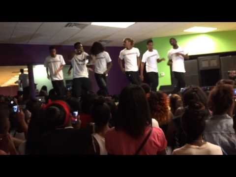 LilPoppy TheRapper - "Only The Squad" | Markham City Skate Rink 2014 @LilPoppy_